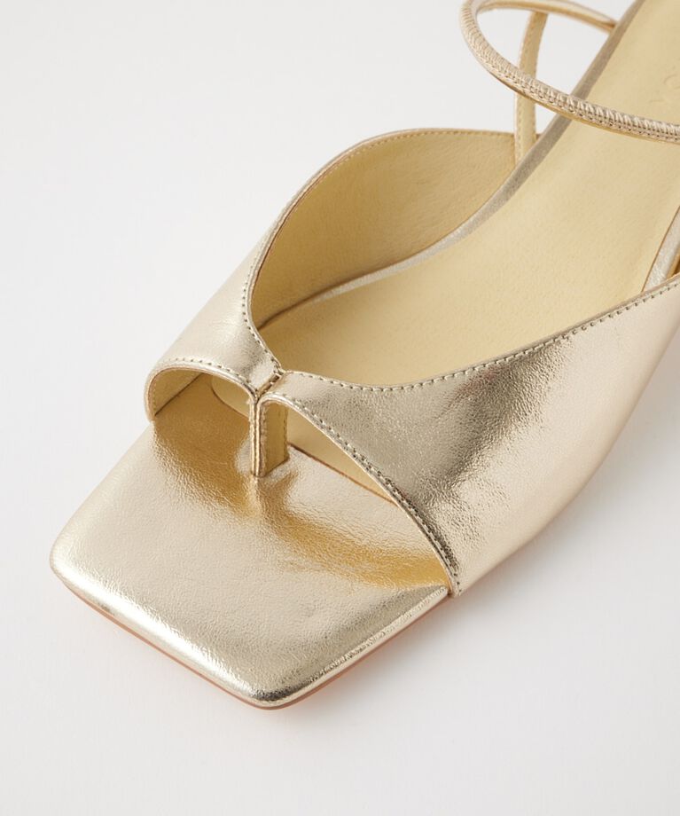 MOUSSY「SQUARE TOE THONG サンダル」|サンダル|