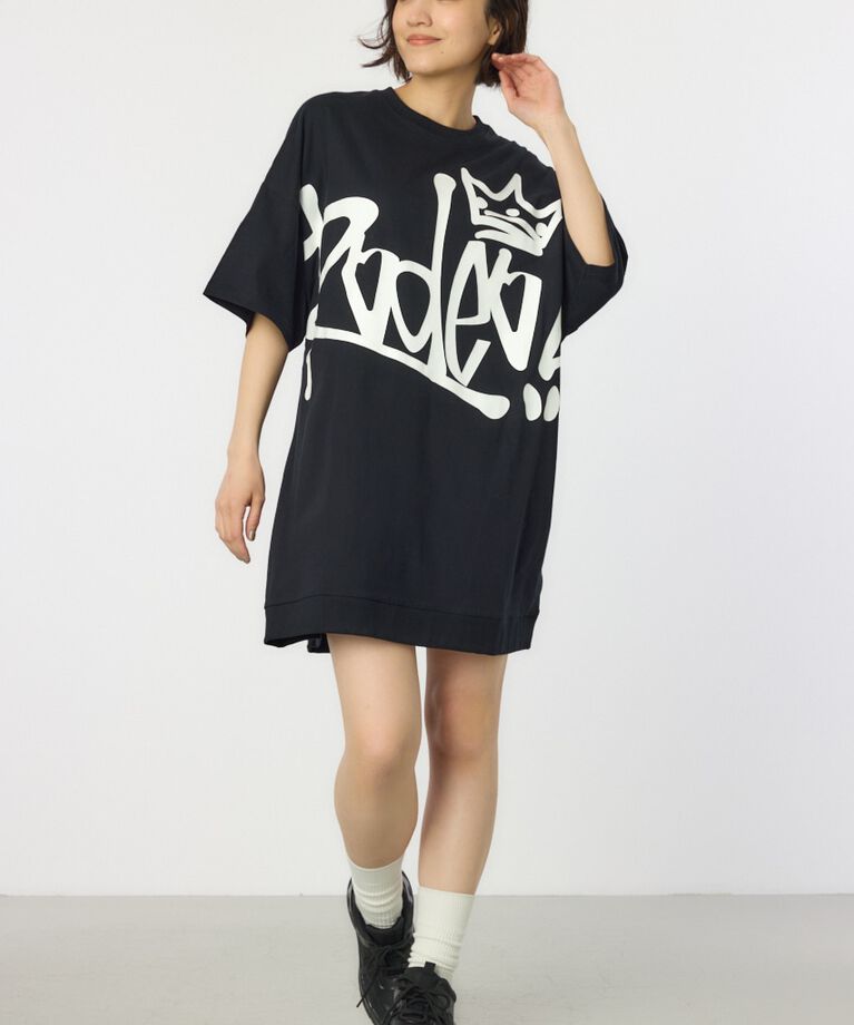RODEO CROWNS「BIG SIGN LOGO Tワンピース」|ワンピース|