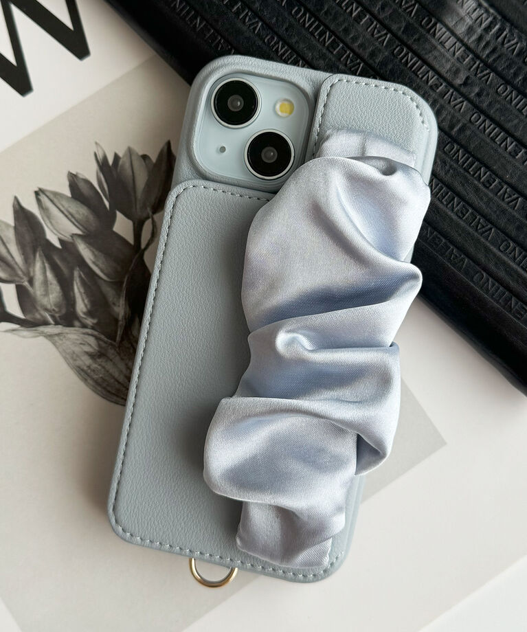UNiCASE「Classy Scrunchie Case iPhoneケース スマホケース カード収納 ミラー iPhone16シリーズ/15Pro/15/14/13」|モバイルケース|pale blue