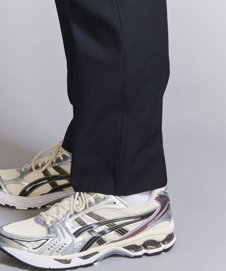 BEAUTY&YOUTH UNITED ARROWS「KOMATSU PACK 1P イージー テーパード パンツ -セットアップ対応 撥水機能-」|チノ|