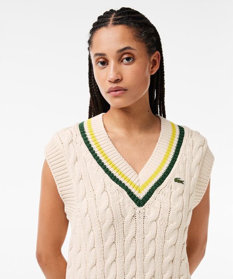 LACOSTE「Vネックケーブルニットベスト」|ベスト・ジレ|