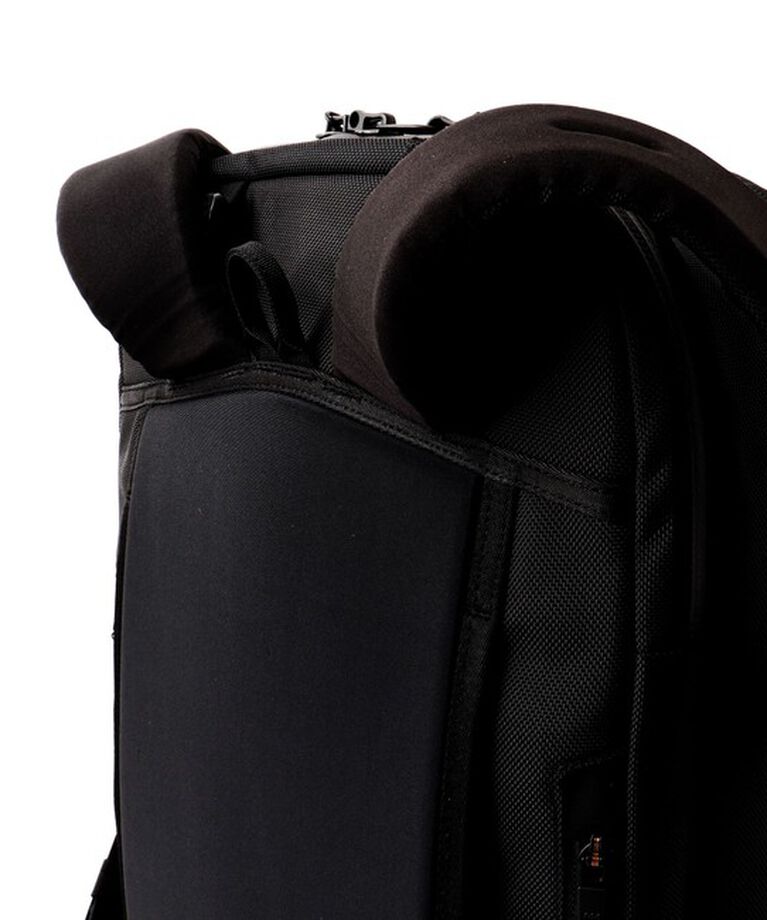 NOLLEY'S goodman「【WEXLEY/ウェクスレイ】VERNON CORDURA BALLISTIC BLACK VRN200」|リュック|