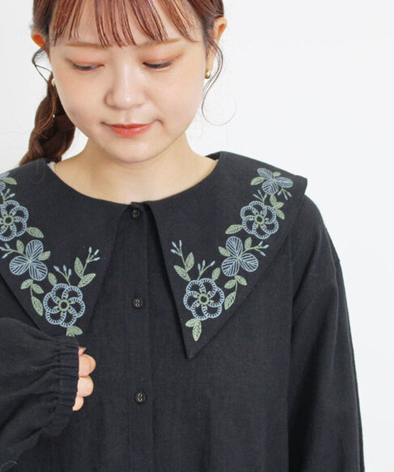 Samansa Mos2「【マカベアリス×Samansa Mos2】花柄刺繍ブラウス」|シャツ・ブラウス|ブラック