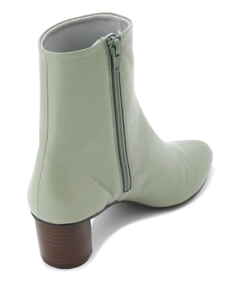  「◆ｓｏｆｔ　ｓｈｅｅｐ　ｓｈｏｒｔ　ｂｏｏｔｓ」|その他|
