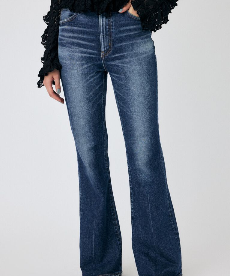 MOUSSY「MVS D/BLU FLARE」|デニム|