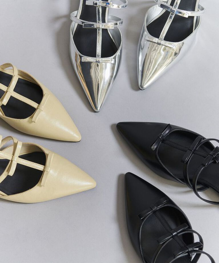 BEAUTY&YOUTH UNITED ARROWS「3リボン ライン ポインテッド サンダル」|サンダル|