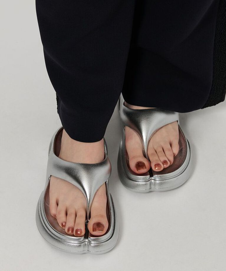 BEAUTY&YOUTH UNITED ARROWS「＜PAES＞メタリック NEW FLIPFLOP タビサンダル」|サンダル|