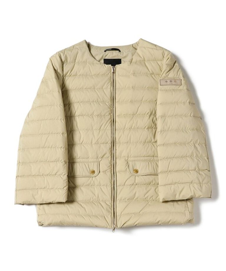 Demi-Luxe BEAMS 「TATRAS / 別注 ACACIA  ノーカラー ライトダウンジャケット」|ダウン|