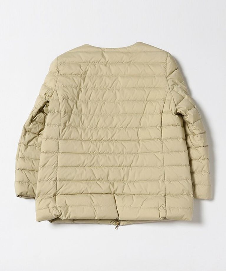 Demi-Luxe BEAMS 「TATRAS / 別注 ACACIA  ノーカラー ライトダウンジャケット」|ダウン|