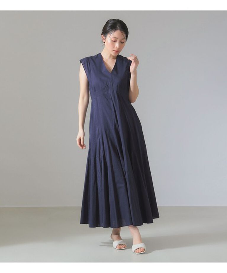 Demi-Luxe BEAMS 「【別注】MARIHA / 夏の月 ソリッド ワンピース」|ワンピース|別注別DARK SAPHAIRE