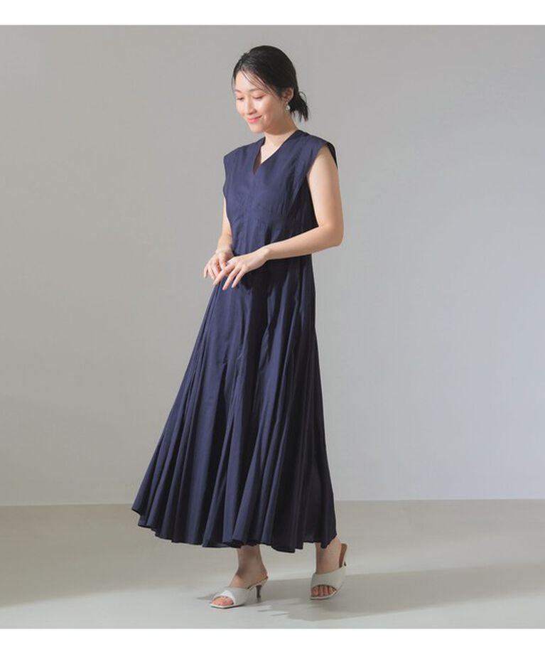 Demi-Luxe BEAMS 「【別注】MARIHA / 夏の月 ソリッド ワンピース」|ワンピース|