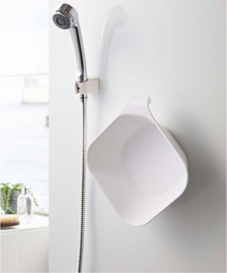 journal standard Furniture「《WEB限定》【tower/タワー】マグネット&引っ掛け湯おけ」|トイレタリー・ランドリーグッズ|ホワイト