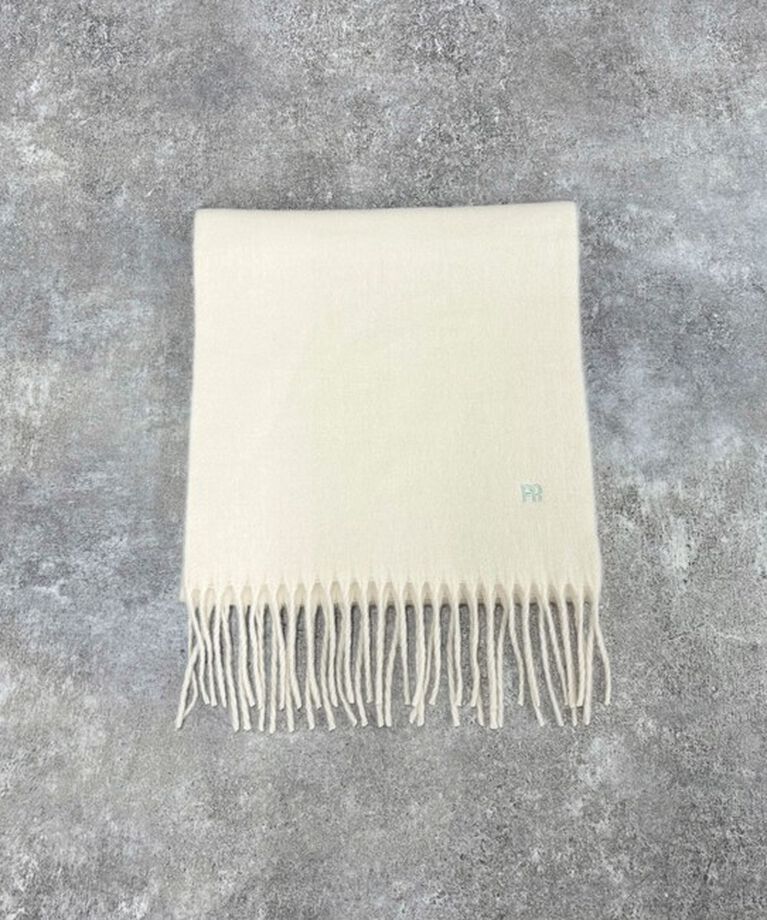fredy emue「FR刺繍ブークレ無地ストール」|ストール|
