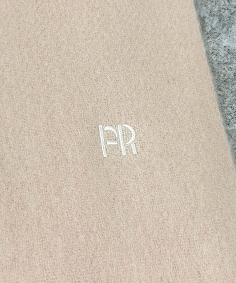 fredy emue「FR刺繍ブークレ無地ストール」|ストール|