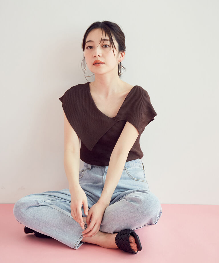 VIS「アシンメトリービッグカラーノースリーブニット【sustainable】」|Tシャツ・カットソー|