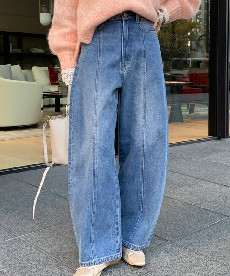  「センターラインデニムカーブパンツ」|デニム|ブルー