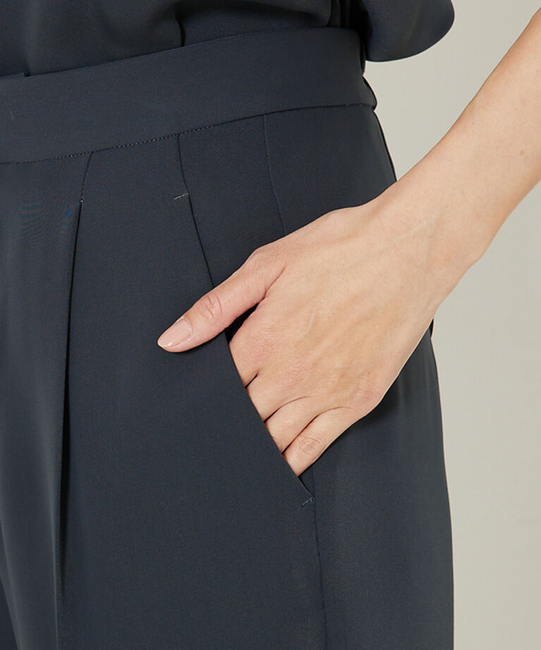 qualite「トルコサテンストレートパンツ」|その他|