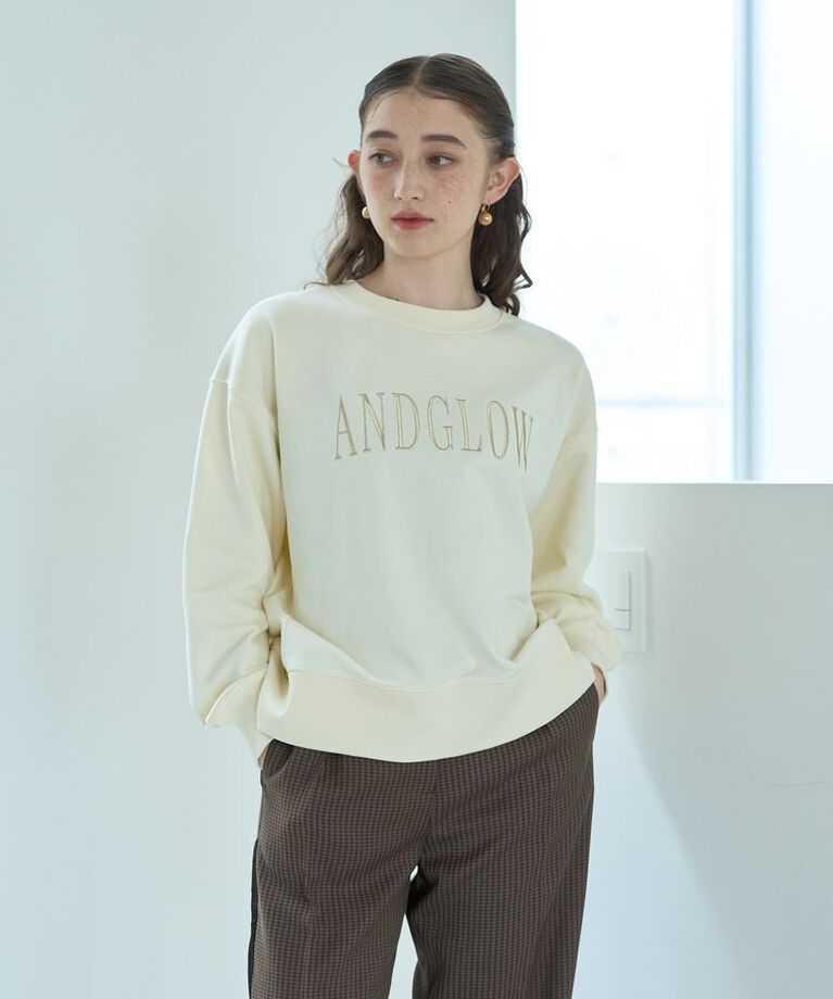 YECCA VECCA「ラメ刺繍ロゴスウェット」|スウェット・ジャージ|Ivory