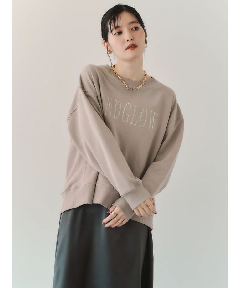 YECCA VECCA「ラメ刺繍ロゴスウェット」|スウェット・ジャージ|