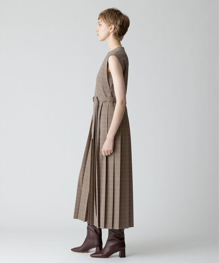 allureville「【allureville×otona MUSE】TRトロサイドスリットプリーツワンピース」|ワンピース|