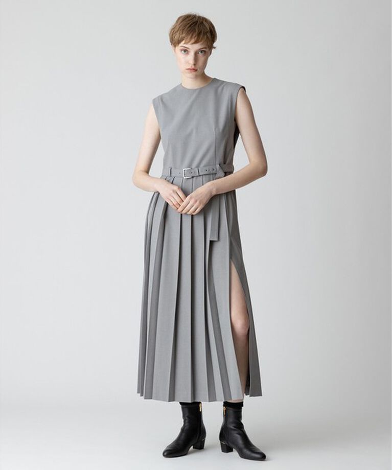 allureville「【allureville×otona MUSE】TRトロサイドスリットプリーツワンピース」|ワンピース|