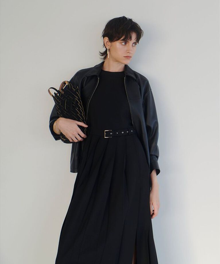 allureville「【allureville×otona MUSE】TRトロサイドスリットプリーツワンピース」|ワンピース|