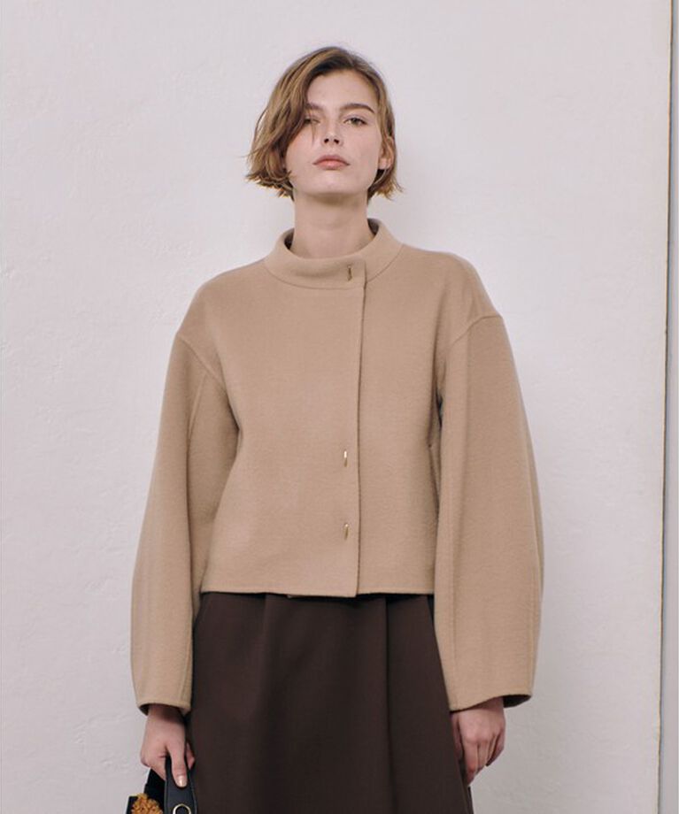 allureville「Wリバースタンドカラーショートコート」|その他|ベージュ