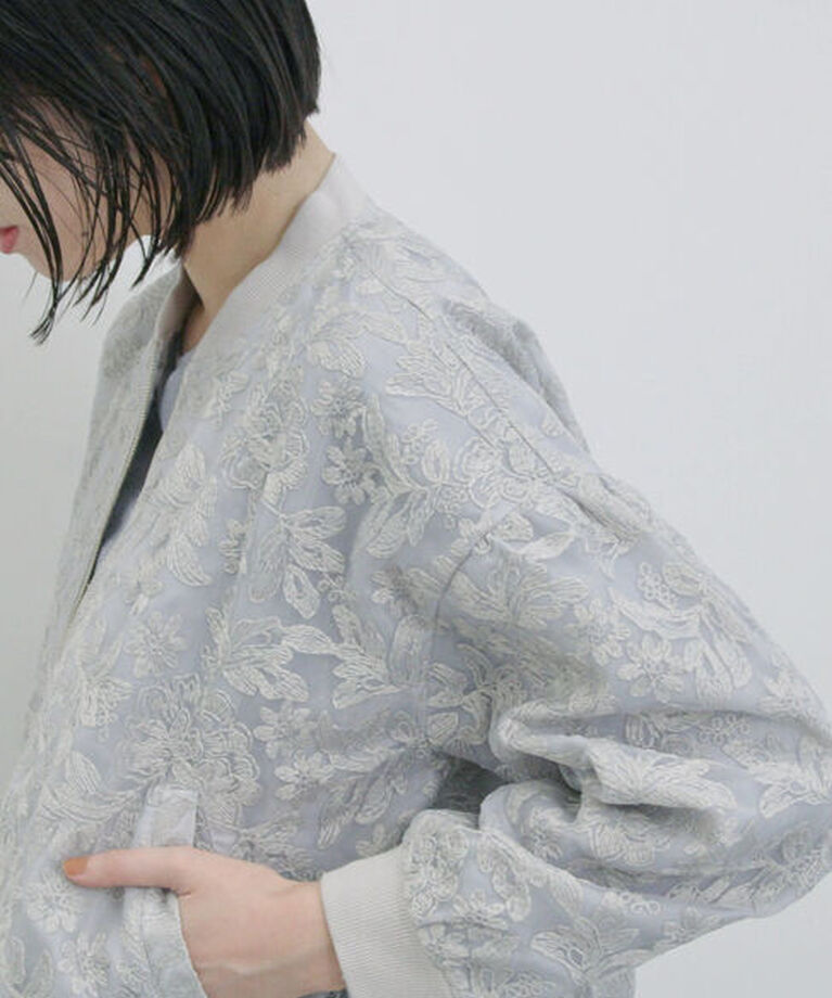 Samansa Mos2 blue「総刺繍シアーブルゾン」|ブルゾン・スタジャン|
