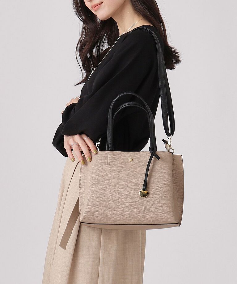 SHOO･LA･RUE「【軽量/2WAY/通勤】きちんと派の ふわっと軽いトートバッグ」|ハンドバッグ|