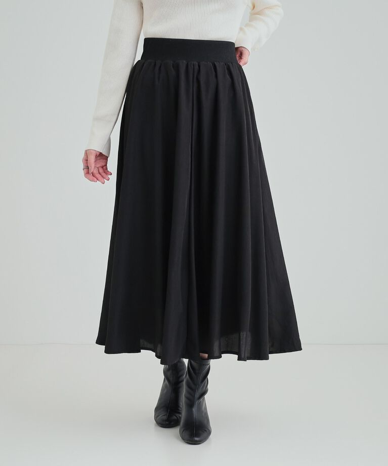 SHOO･LA･RUE「ウエストリブで無理せずキレイ　艶やかに彩る サテンフレアスカート」|スカート|