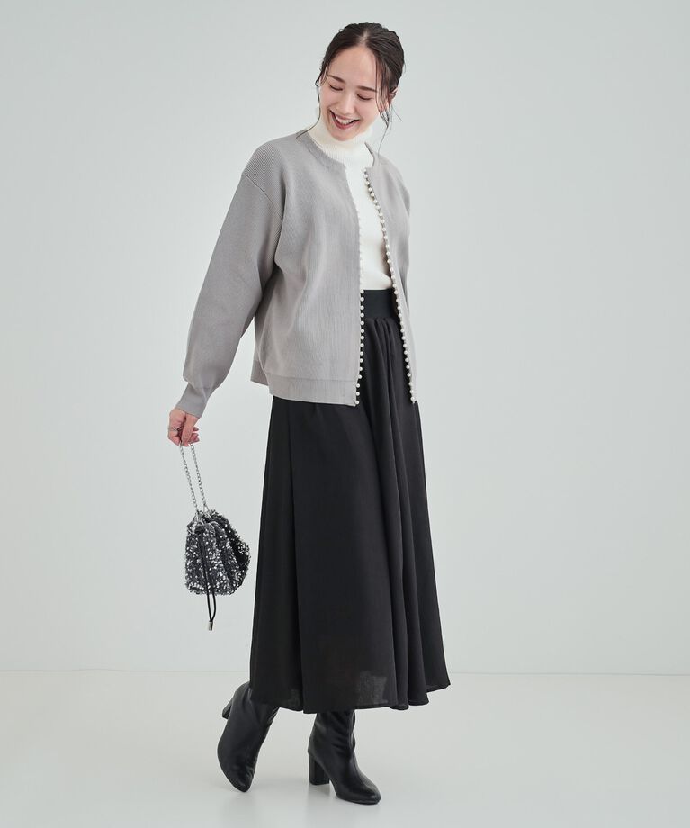 SHOO･LA･RUE「ウエストリブで無理せずキレイ　艶やかに彩る サテンフレアスカート」|スカート|