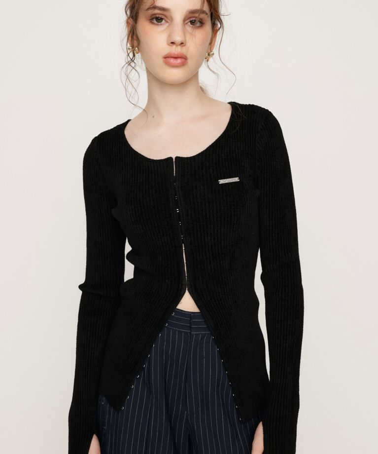SLY「FRONT HOOK MOLE YARN トップス」|ニット・セーター|BLK