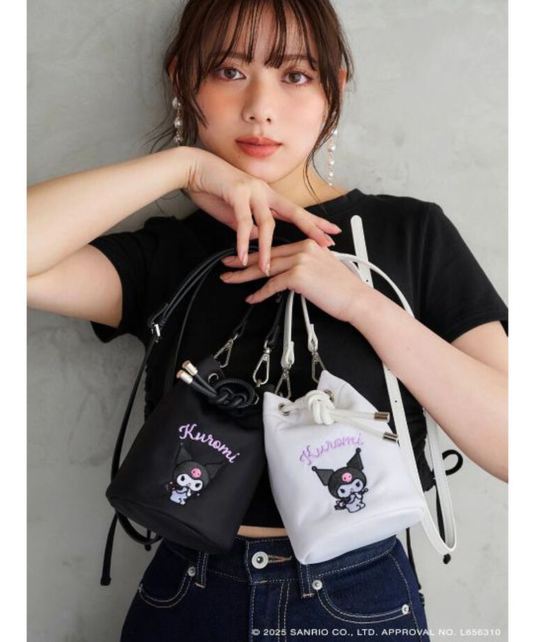 MERCURYDUO「【メロクロコラボ】クロミワンポイント刺繍クロップドTシャツ」|Tシャツ・カットソー|
