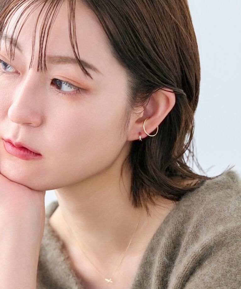 Phoebe「【K10】クロッシングピアス　ローズゴールド／限定BOX＆ショッパーつき」|ピアス|