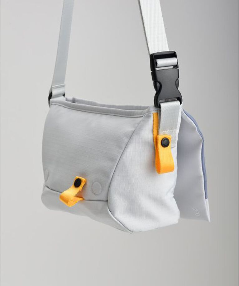 MILESTO「Hutte メッセンジャーバッグ S」|ショルダー・メッセンジャー|
