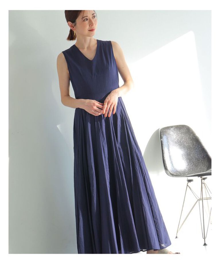 Demi-Luxe BEAMS 「【別注】MARIHA / 彗星 ソリッド ワンピース」|ワンピース|