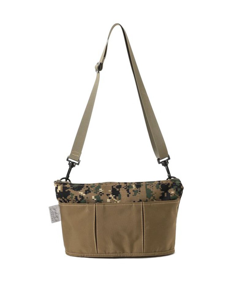 BEAMS「XS BAGGAGE × BEAMS / 別注 One Shoulder Bag」|リュック|CAMO