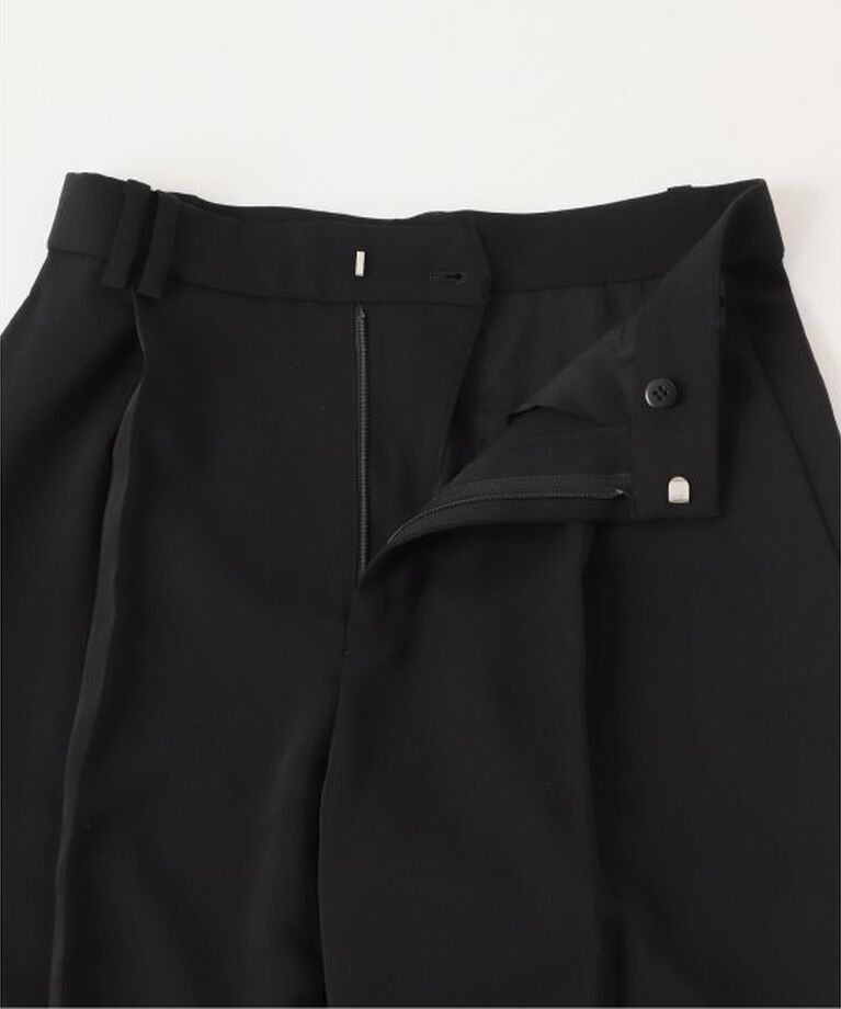 Spick and Span「ストレッチタックストレートパンツ」|スラックス|
