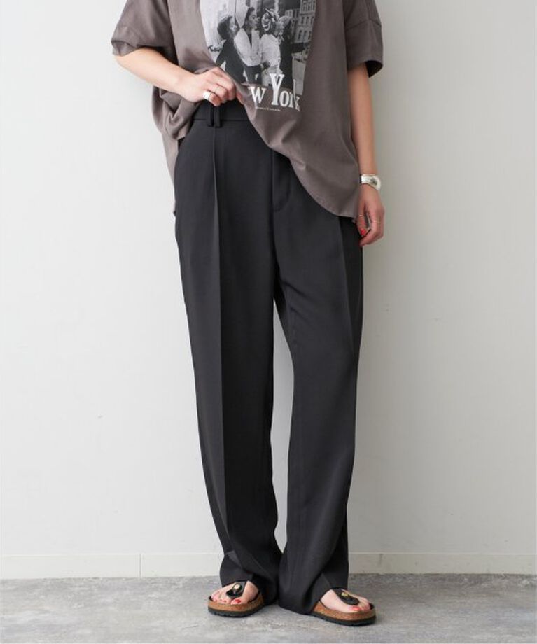 Spick and Span「ストレッチタックストレートパンツ」|スラックス|