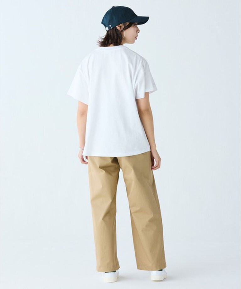 LACOSTE「【オンライン限定】LACOSTE スクリプトネームロゴ  ルーズシルエットハーフスリーブTシャツ」|Tシャツ・カットソー|