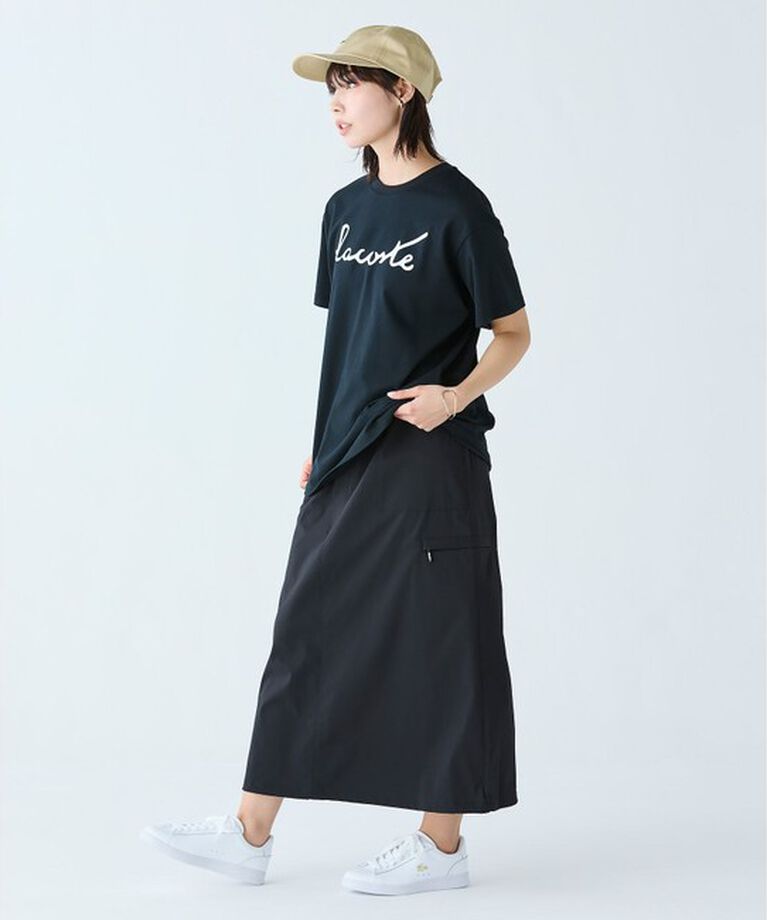 LACOSTE「【オンライン限定】LACOSTE スクリプトネームロゴ  ルーズシルエットハーフスリーブTシャツ」|Tシャツ・カットソー|