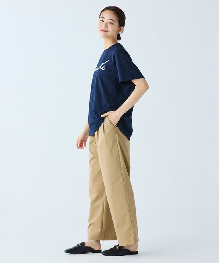 LACOSTE「【オンライン限定】LACOSTE スクリプトネームロゴ  ルーズシルエットハーフスリーブTシャツ」|Tシャツ・カットソー|