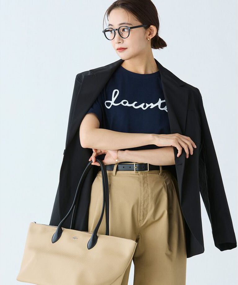 LACOSTE「【オンライン限定】LACOSTE スクリプトネームロゴ  ルーズシルエットハーフスリーブTシャツ」|Tシャツ・カットソー|
