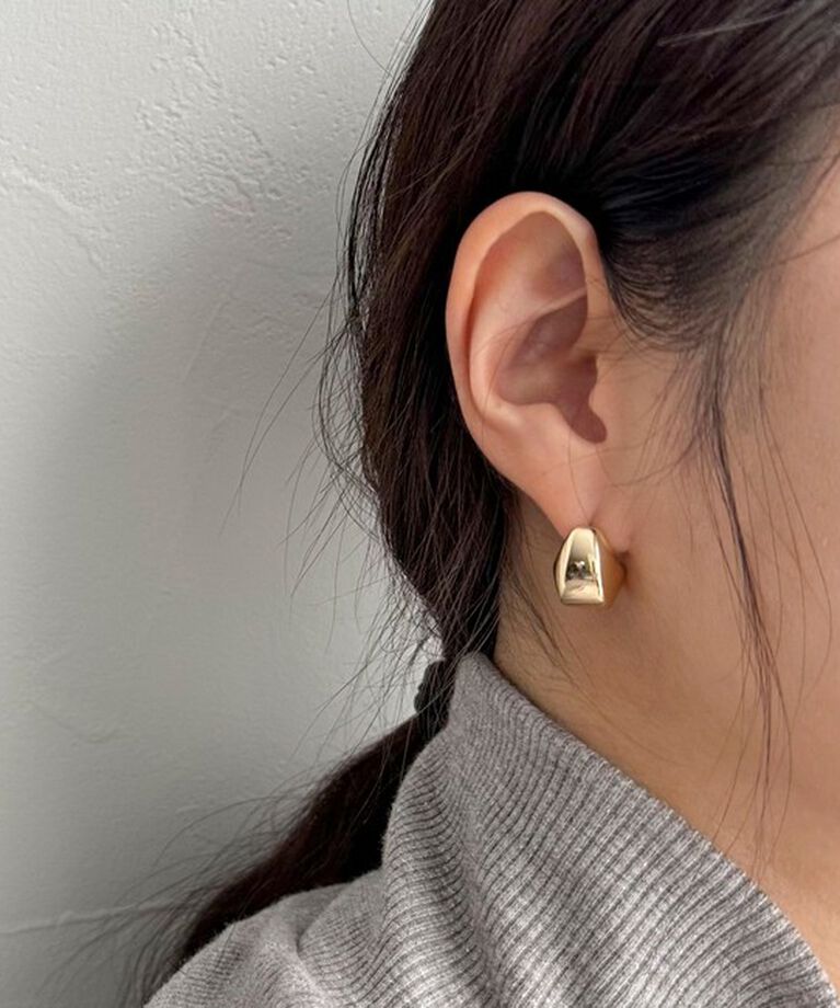fredy emue「チタンポストボリュームメタルピアス」|ピアス|