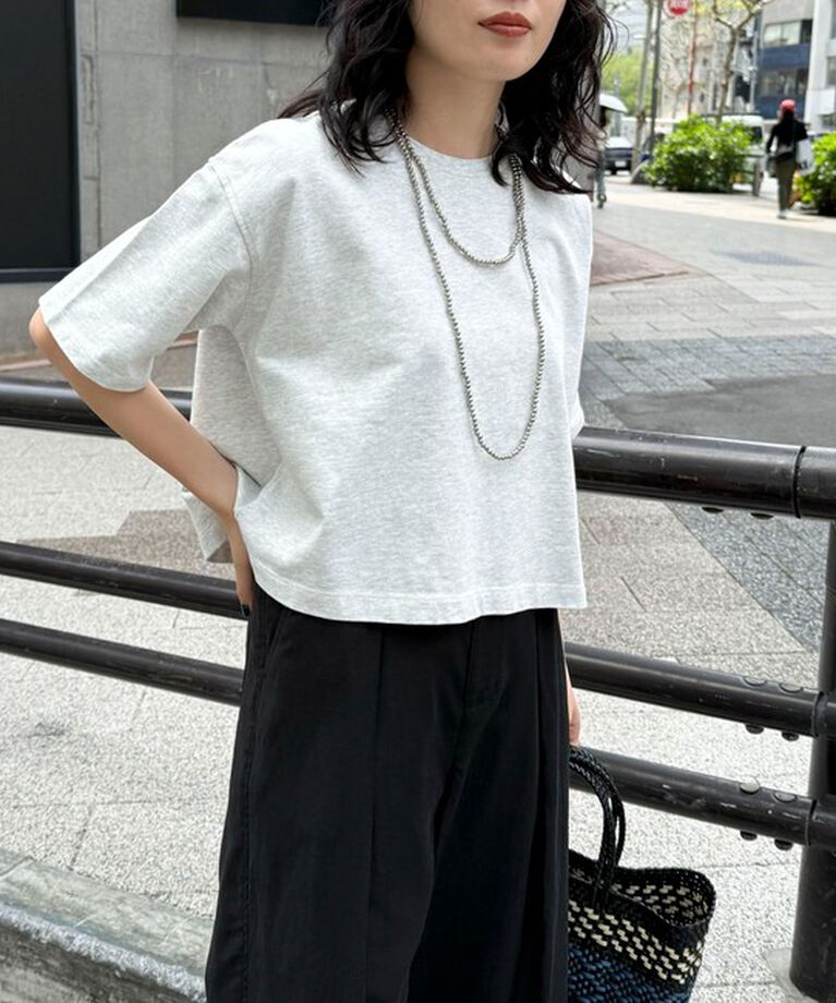 fredy emue「【新色追加！】ベーシッククロップド丈Tシャツ」|Tシャツ・カットソー|