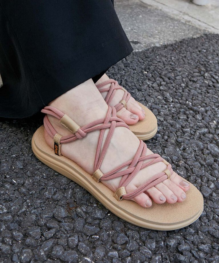 Juze「【Teva】VOYA INFINITY SPACE DYE」|サンダル|ピンク系(65)