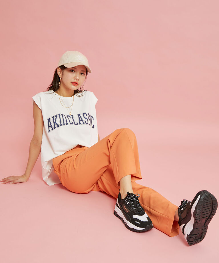 VIS「【AKIIICLASSIC別注】 ロゴプリントノースリーブトップス」|Tシャツ・カットソー|