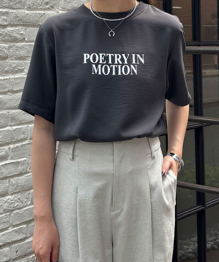  「【大人のロゴT】前後2WAYストレッチジョーゼットロゴTシャツ」|Tシャツ・カットソー|