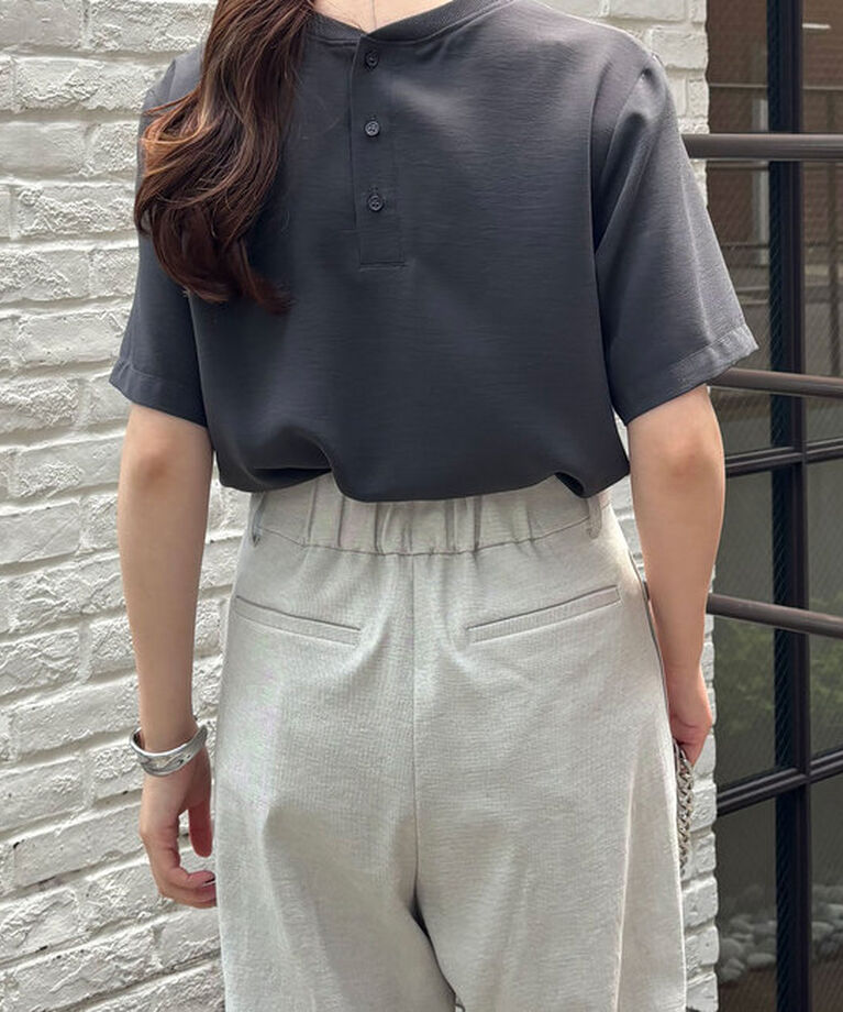  「【大人のロゴT】前後2WAYストレッチジョーゼットロゴTシャツ」|Tシャツ・カットソー|