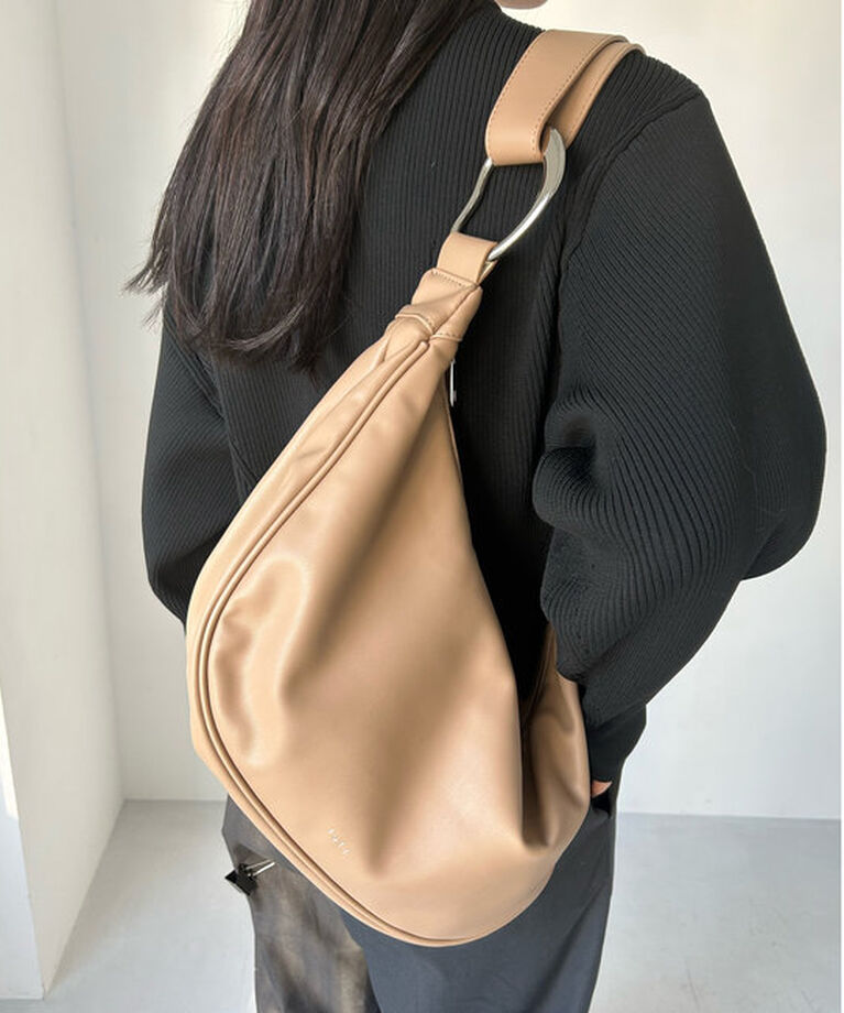  「【再入荷！】loti ワンショルダークロワッサンBAG」|トートバッグ|